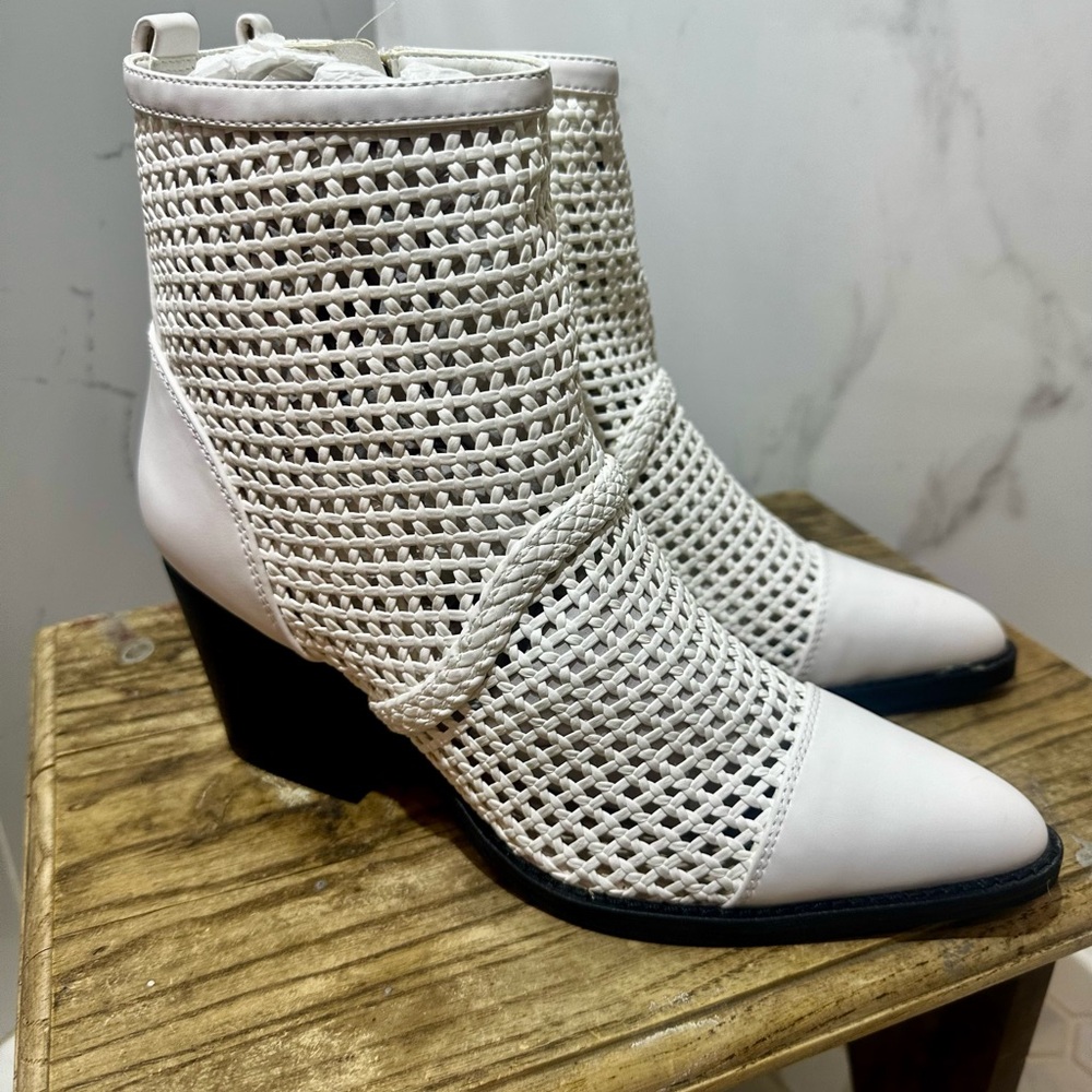 Sam Edelman Elita white woven Nappa booties